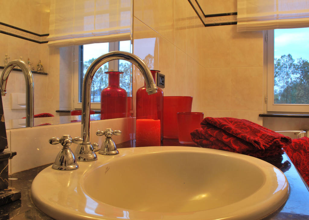 Alla Gazza Ladra Bed and Breakfast Prato Sesia Værelse billede